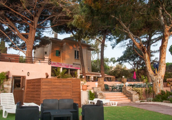 Les Pins Penchés – Sidevar