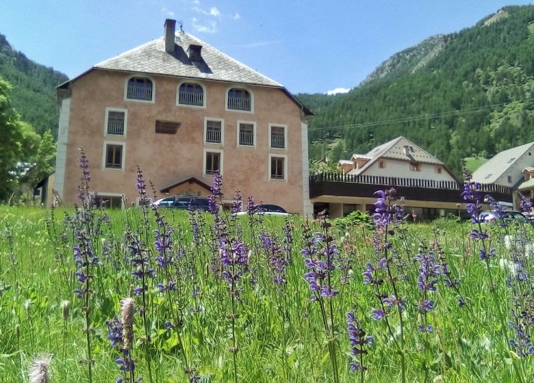 Auberge de Jeunesse HI Serre Chevalier